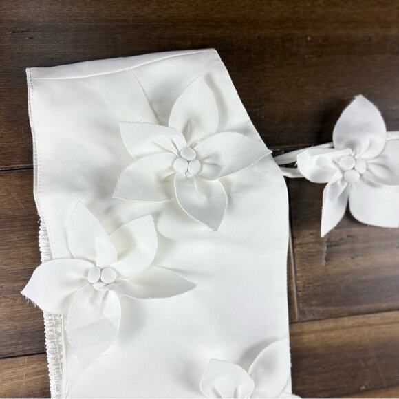 Elegant White Floral Women Crop Top, tie Straps, Smocked Back Bandeau size M - Picture 5 of 6